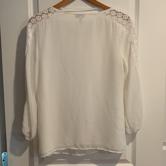 Charter Club Sheer Double Layer Key Hole Top Size Small - Picture 8 of 11